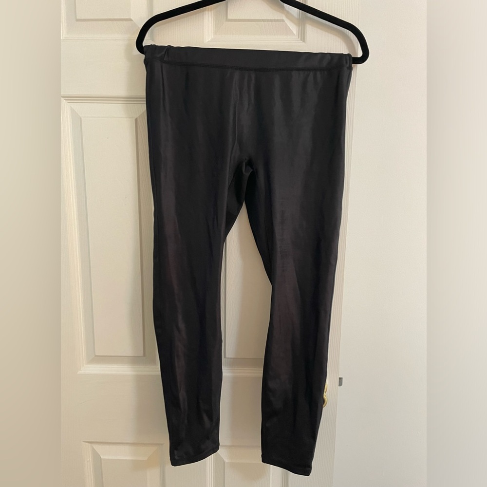 Leather look leggings